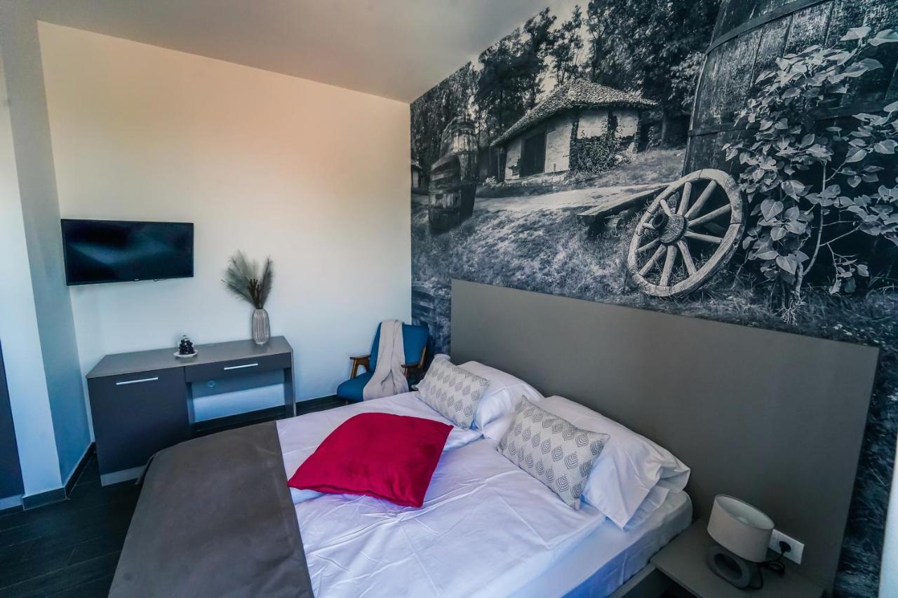 Bagrina Suites Belgrado Buitenkant foto